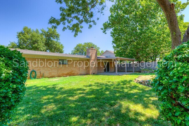 Building Photo - 7510 E 53rd Pl