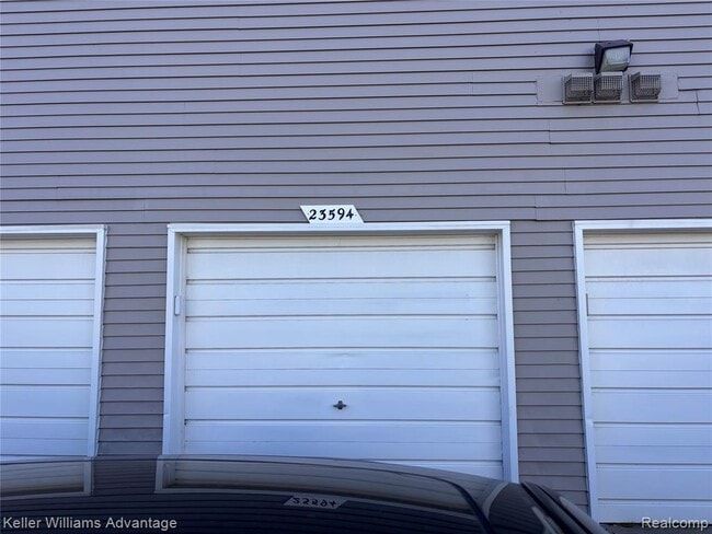 Building Photo - 23594 N Rockledge