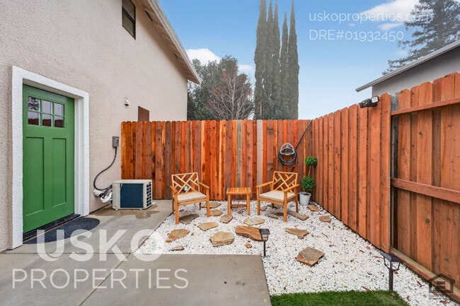 Building Photo - 3369 Zenobia Way