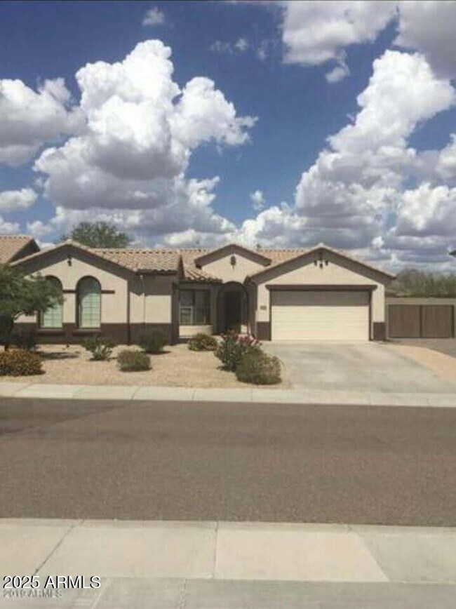 Building Photo - 4918 W Carpenter Dr
