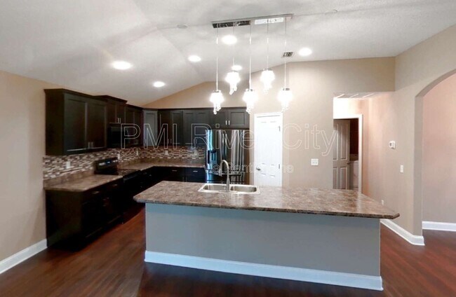 Building Photo - 53671 Carrington Dr
