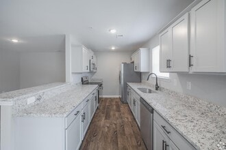 Building Photo - 311 Black Swamp Ct