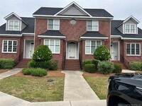 Building Photo - 4890 Independence Dr