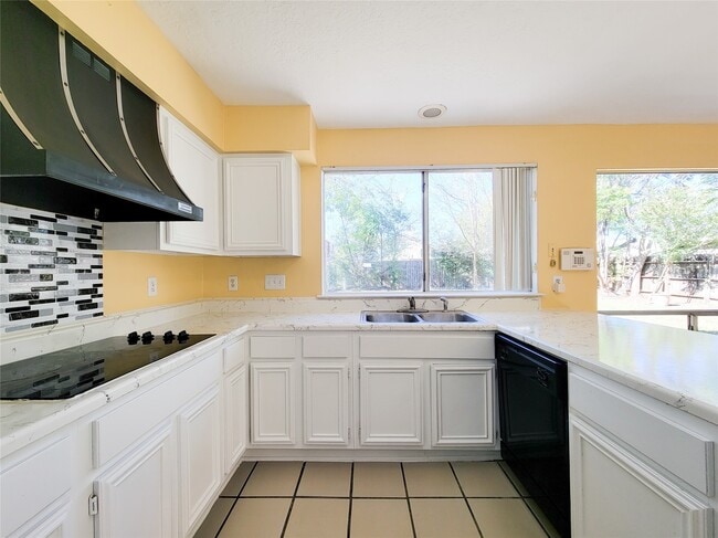 Building Photo - 10130 Berry Limb Dr