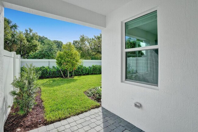 Building Photo - Gorgeous New 3 bedroom 2.5 Townhouse in Deerfield Beach, Sandpiper Pointe (2 Story)
