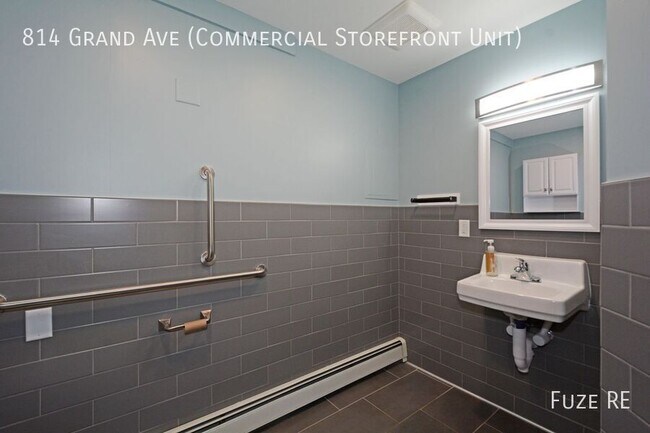 Building Photo - 814 Grand Ave