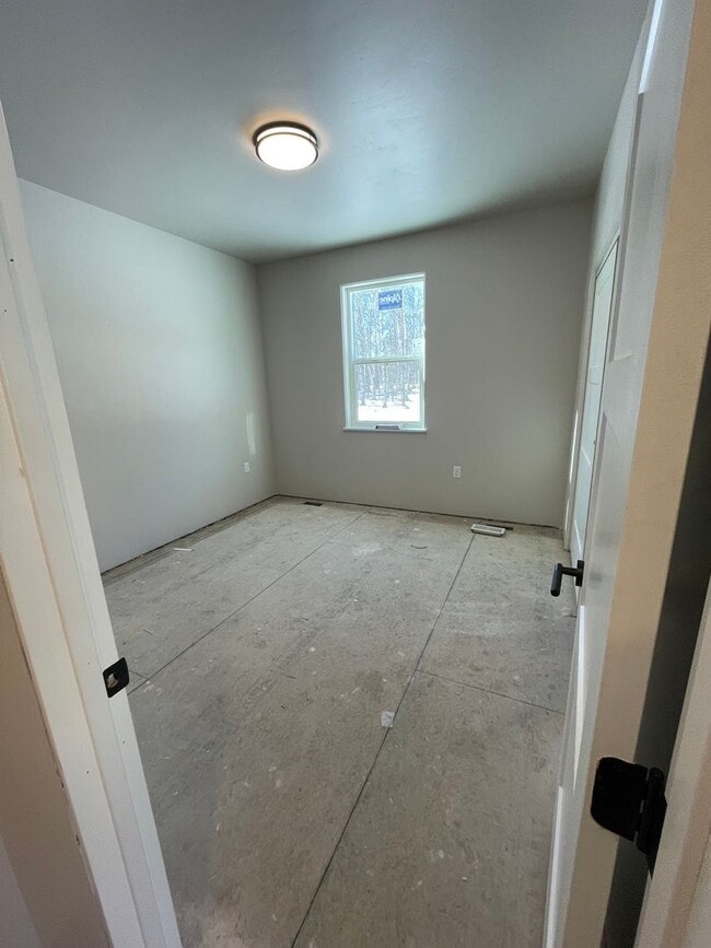 Building Photo - 7404 N Paw St