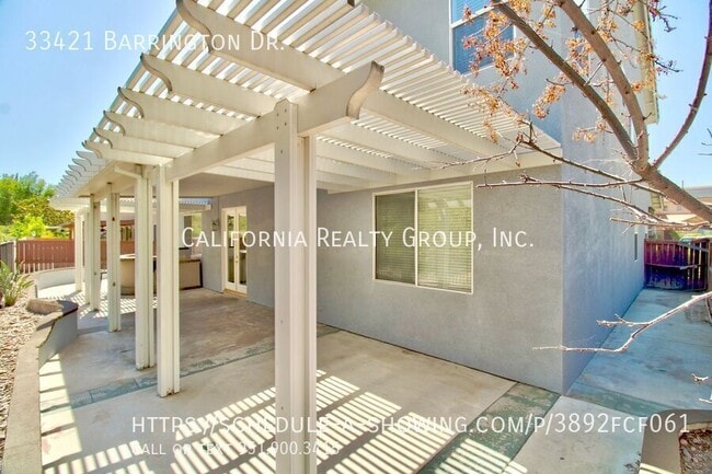 Building Photo - 33421 Barrington Dr
