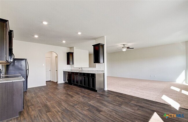 Building Photo - 4184 Duck Crk