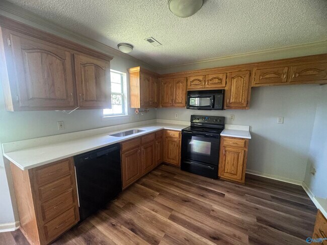 Building Photo - 138 Medicine Bend Dr