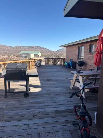 Building Photo - 15449 Highway 187