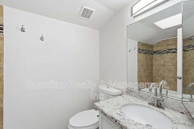 Building Photo - 4397 S Potter Dr