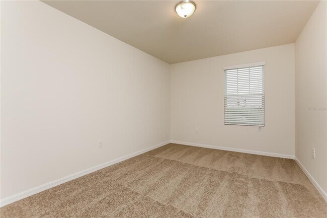 Building Photo - 2847 Neverland Dr