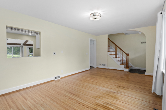 Building Photo - 166 Ridgemont Dr