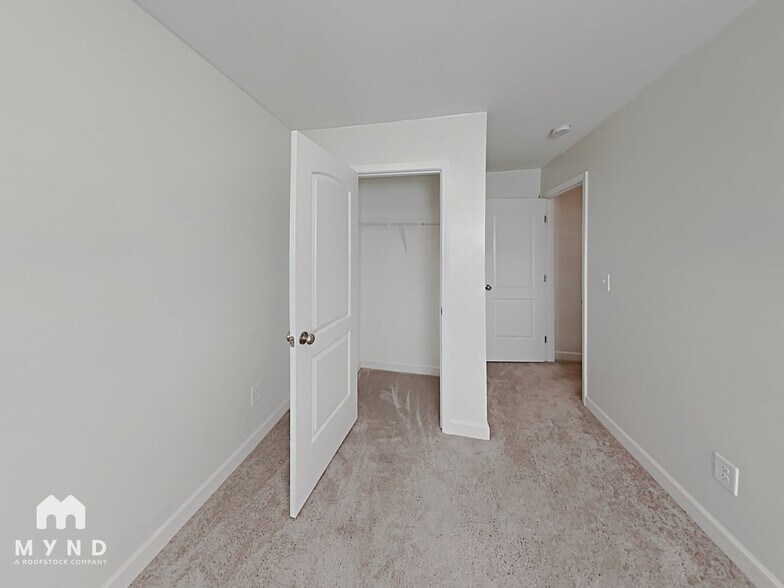 Building Photo - 331 Kimball St