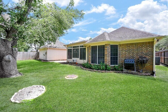 Building Photo - 1335 Remington Crest Dr