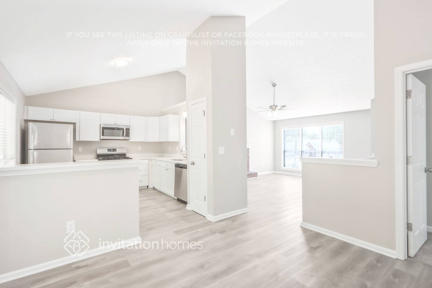 Building Photo - 731 Marble Arch Ave