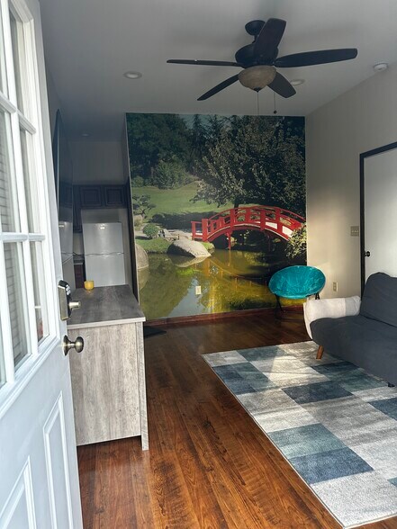 Living area opens to kitchen. A short walk from car to counter w/groceries). (Diff. Furniture) - 851 9th St