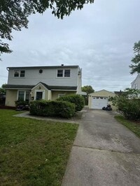 Building Photo - 42 Hollyhock Rd