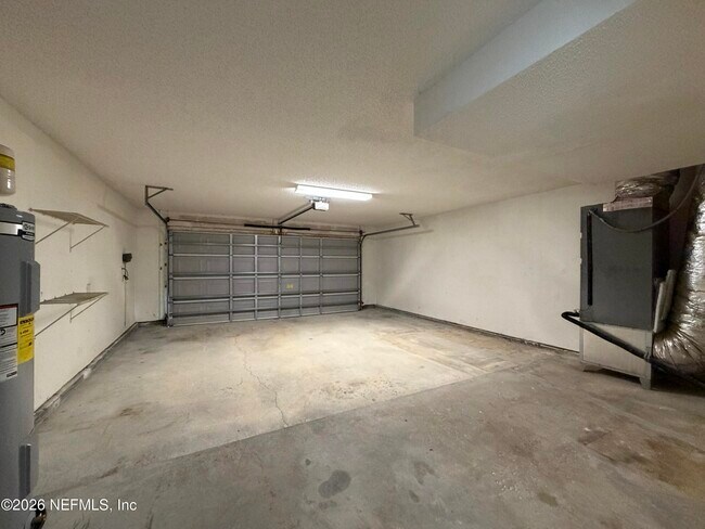 Building Photo - 3041 Southhall Ct