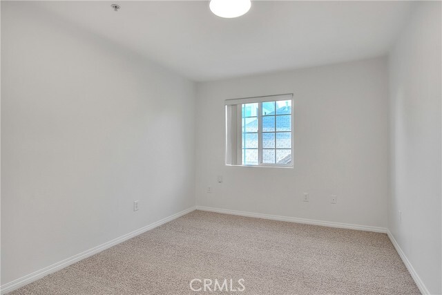 Building Photo - 3105 Walton Ave