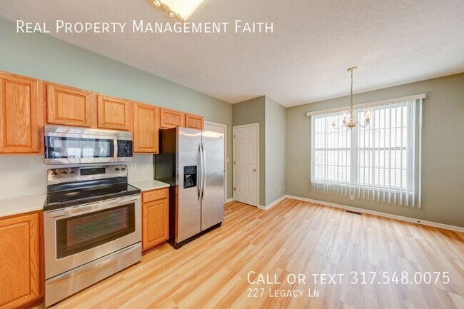 Building Photo - 227 Legacy Ln
