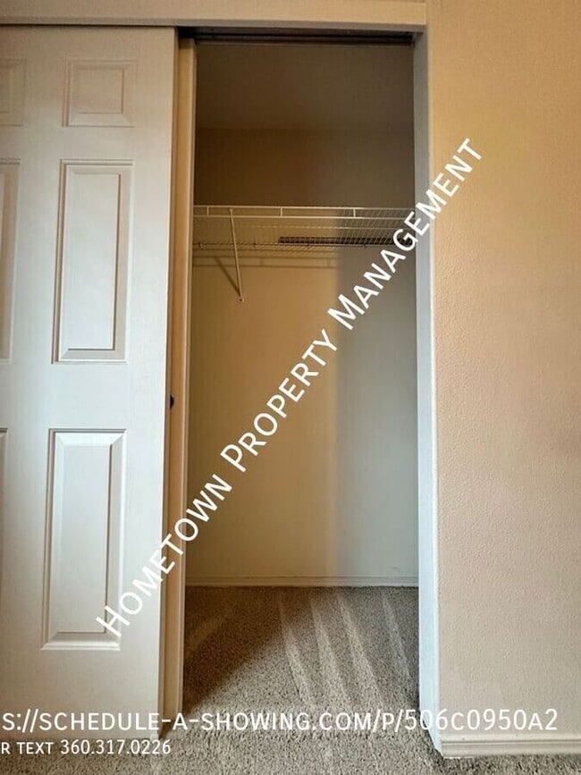 Building Photo - 7205 33rd Ave NE