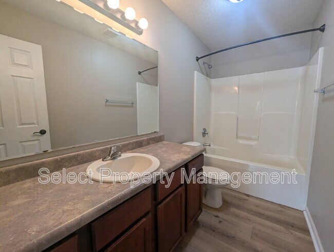 Building Photo - 3902 Stanton Hall Pkwy