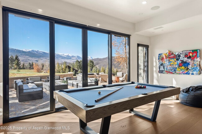 Building Photo - 75 McLain Ct