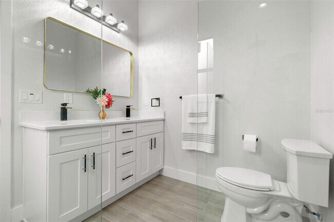 Building Photo - 178 Lime Tree Park