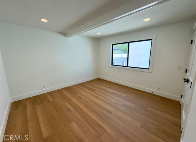 Building Photo - 232 Fairview St