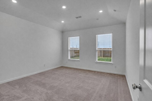 Building Photo - 22103 Strathfield Cir