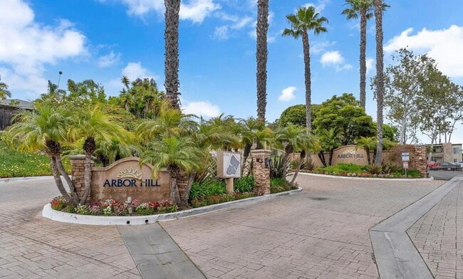 Building Photo - Turnkey ground floor condo in the coveted ...
