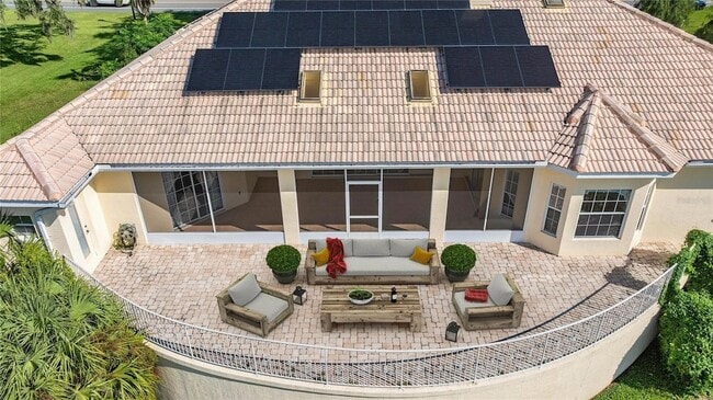 Building Photo - 482 W Fenway Dr