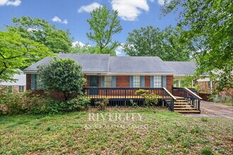 Building Photo - GORGEOUS HOME LOCATED IN RALEIGH NEAR CRAIGMONT DR!!! SECTION 8 WELCOMED!!!