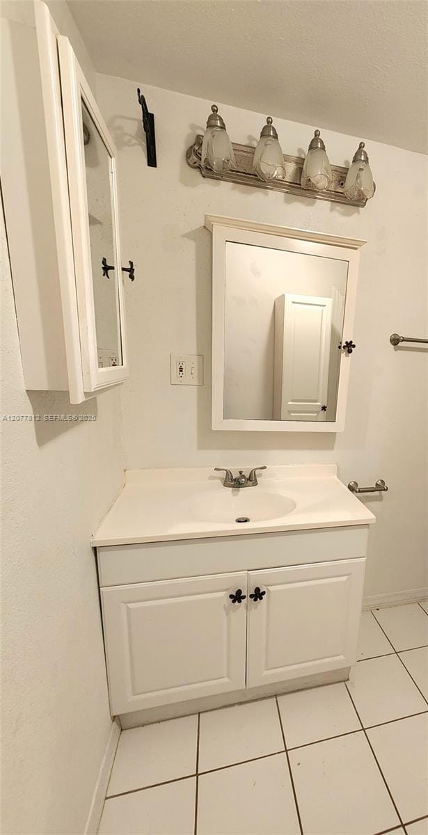 Building Photo - 4222 Hibiscus Cir