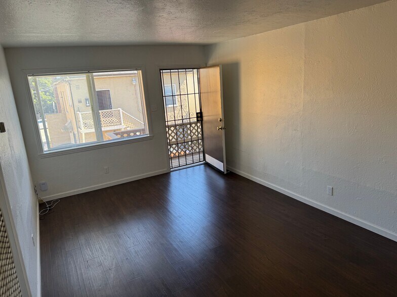 Building Photo - 1323 Ashby Ave