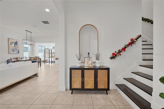 Building Photo - 15419 Uglis Aly