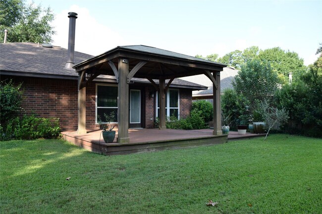 Building Photo - 2215 Friarwood Trail