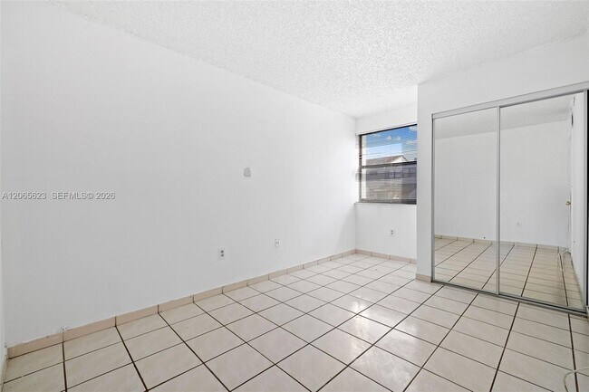 Building Photo - 10050 NW 9th St Cir