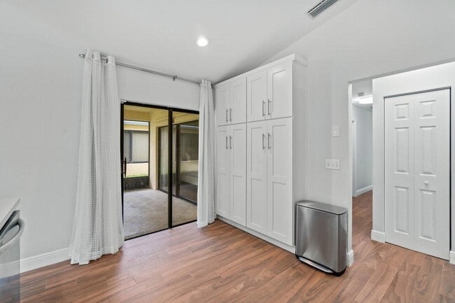 Building Photo - 19977 Villa Medici Pl