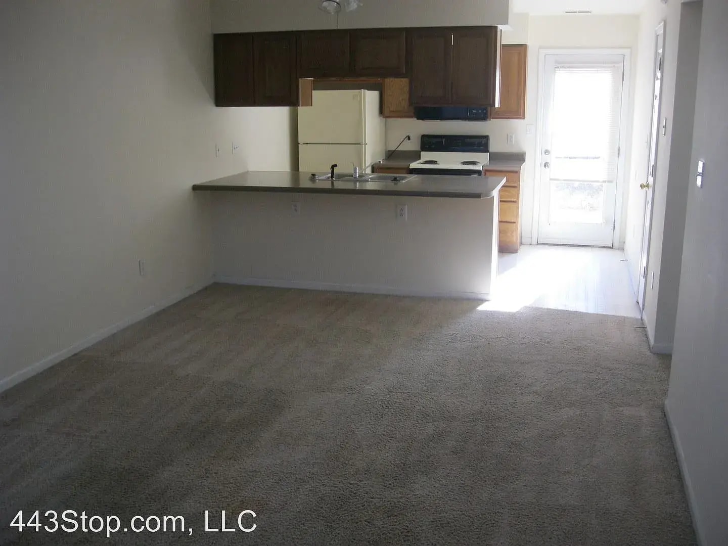 Building Photo - 310 Nikki Way