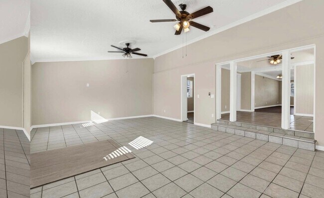 Building Photo - 4837 Andromeda Rd