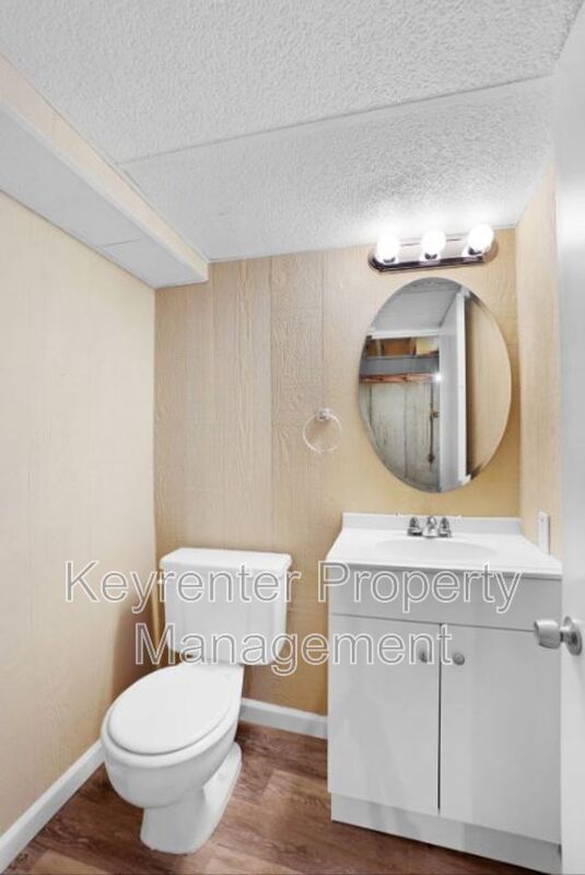 Building Photo - 15593 Fox Plains Dr