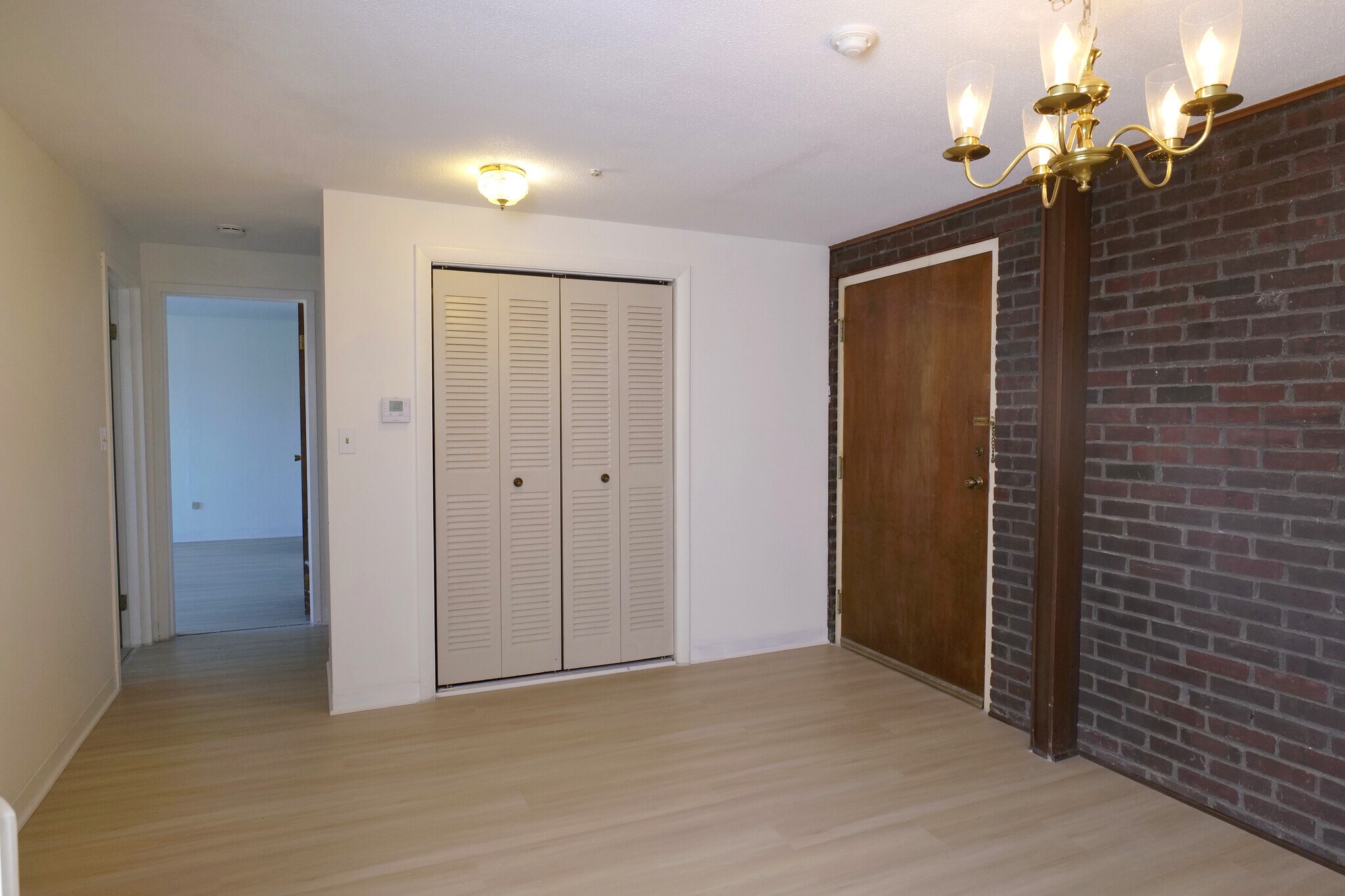 Building Photo - 159 Concord Ave