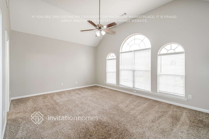 Building Photo - 6996 Calderwood Dr