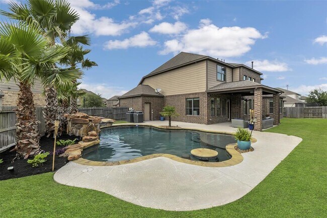 Building Photo - 17306 Legend Brook Ct