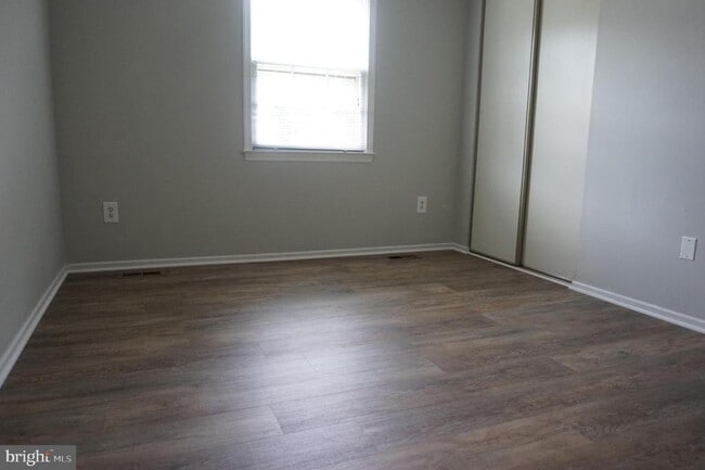 Building Photo - 4382 Harvester Farm Ln