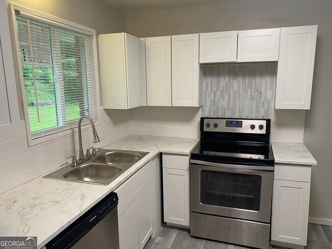 Building Photo - 2764 Riggs Dr