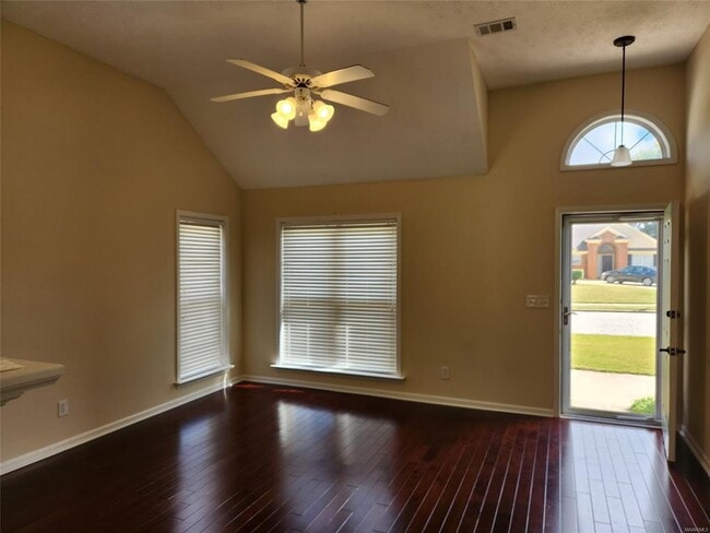 Building Photo - 742 Ryefield Ct